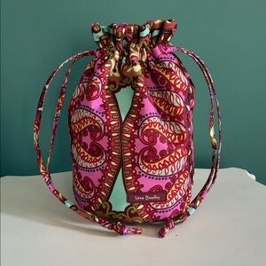 VERA BBRADLEY DRAWSTRING BAG